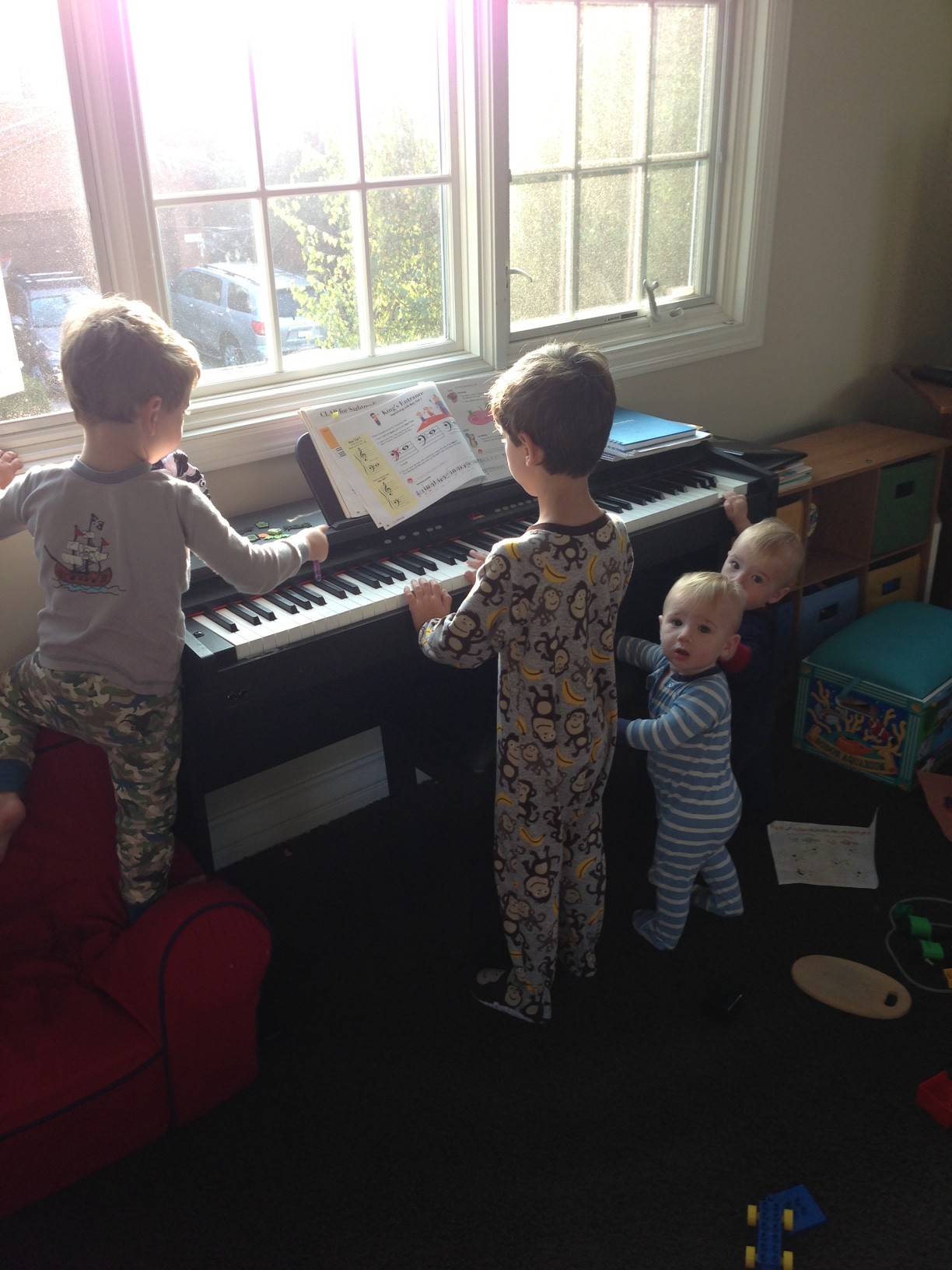 Jack Jonah Noah Gabe all playing piano 2012 nov