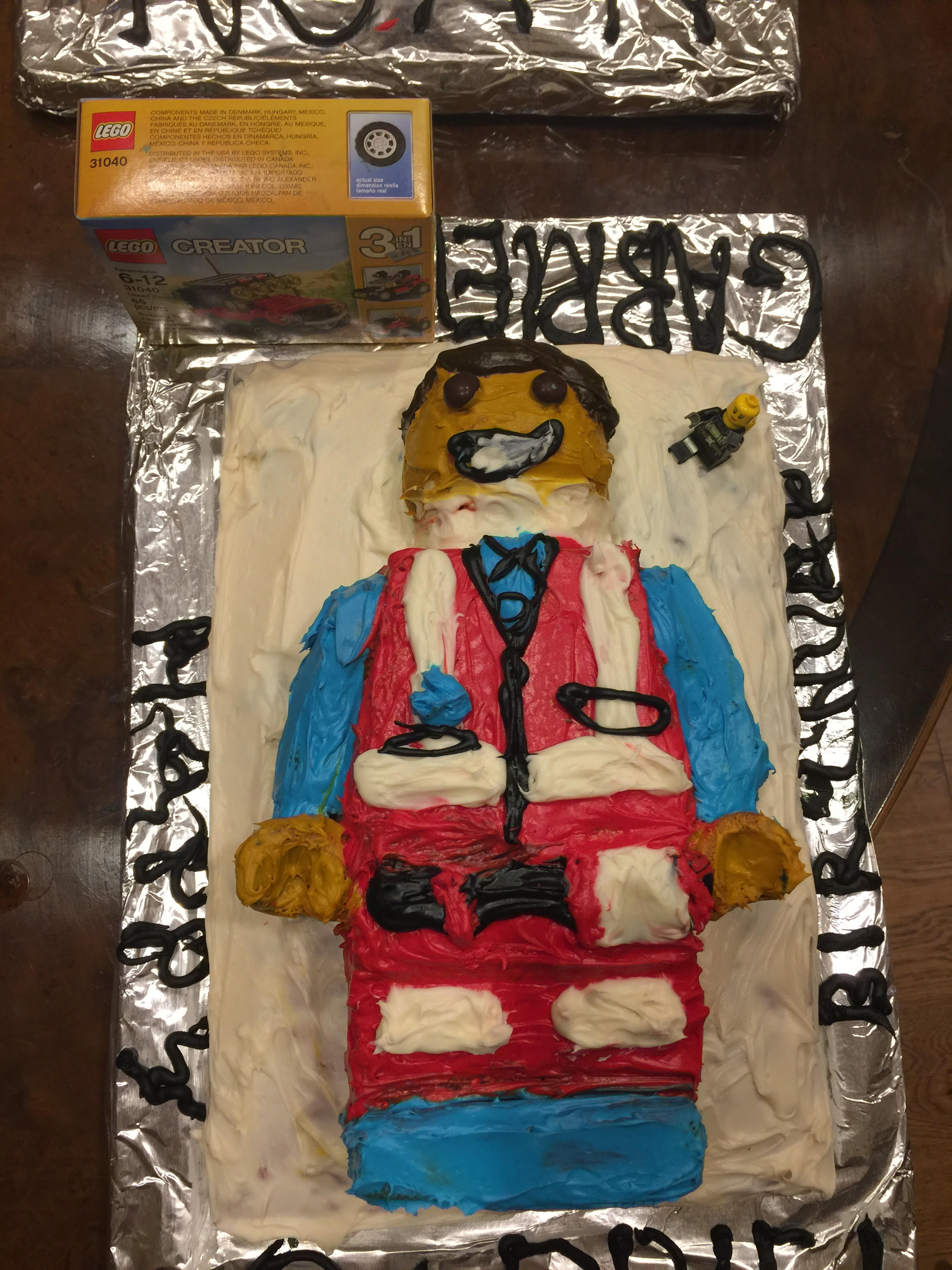 gabes-lego-man-cake-2016