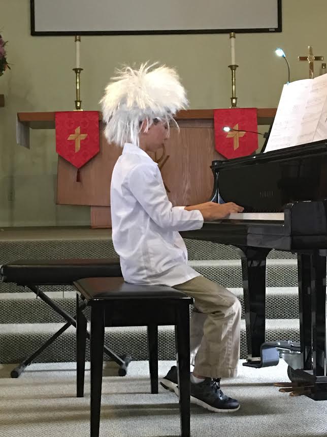 jack-playing-piano-recital-nov-2016