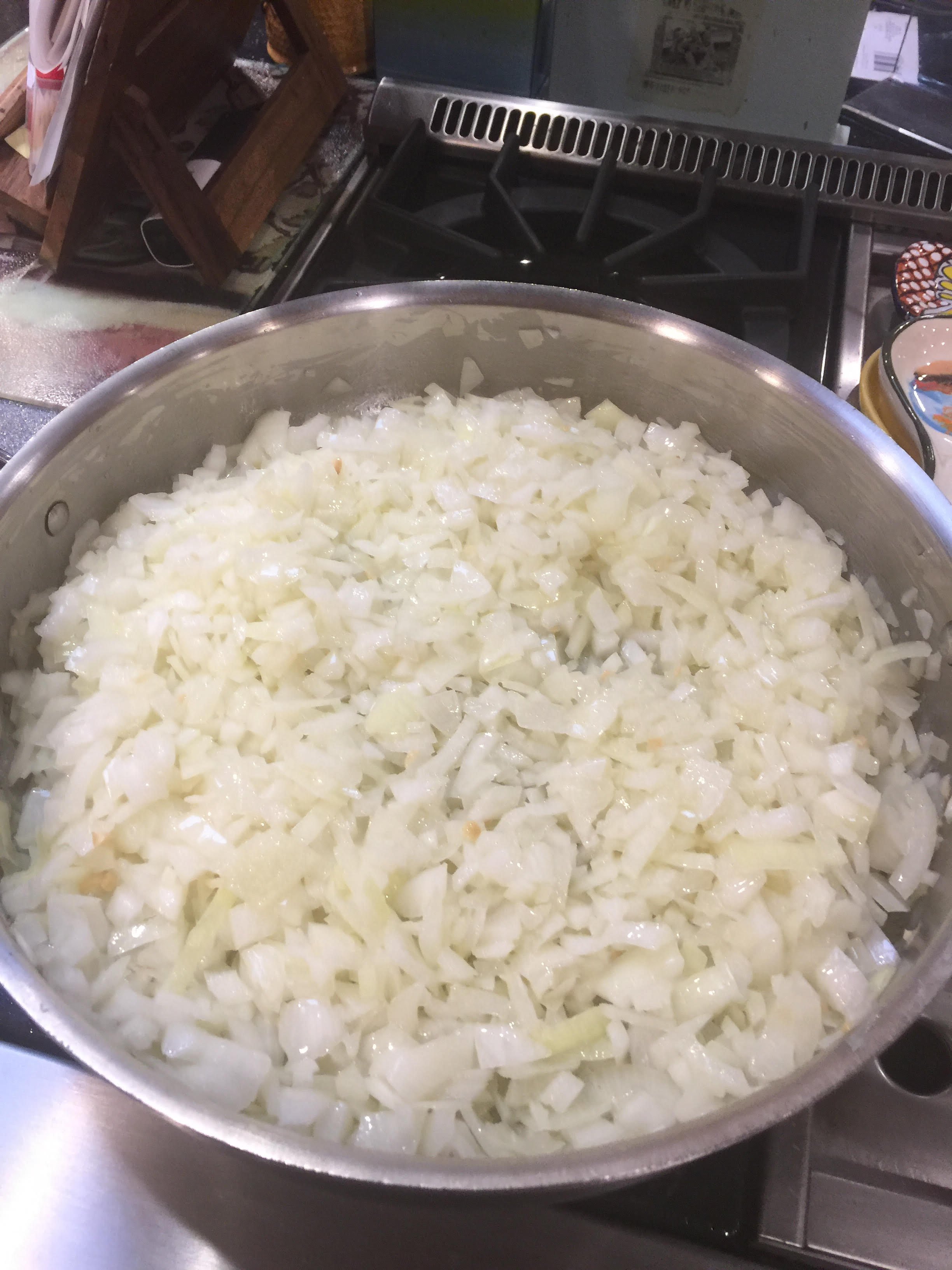 frying-onions-to-make-soup